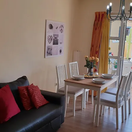 Mit Beheiztem Gemeinsamem Pool By Interhome Appartement *