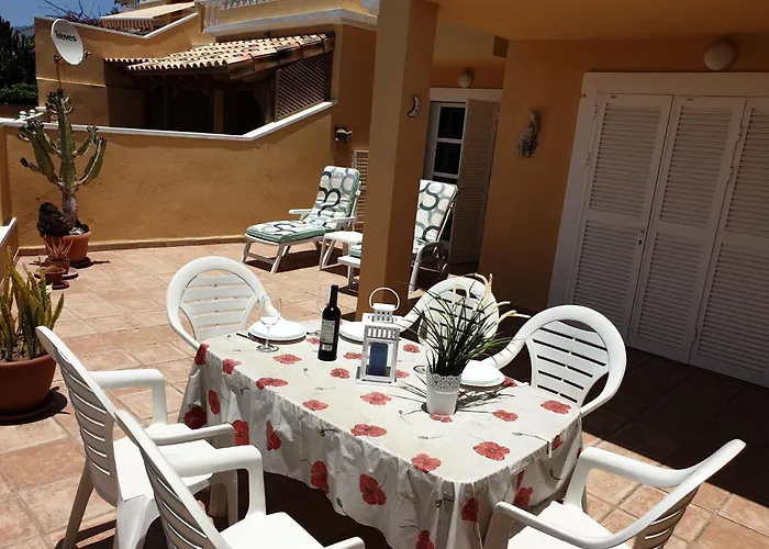 Mit Beheiztem Gemeinsamem Pool By Interhome