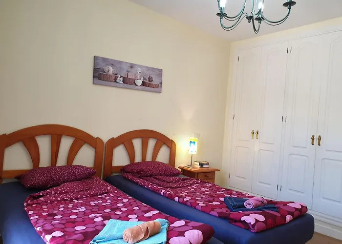 Mit Beheiztem Gemeinsamem Pool By Interhome